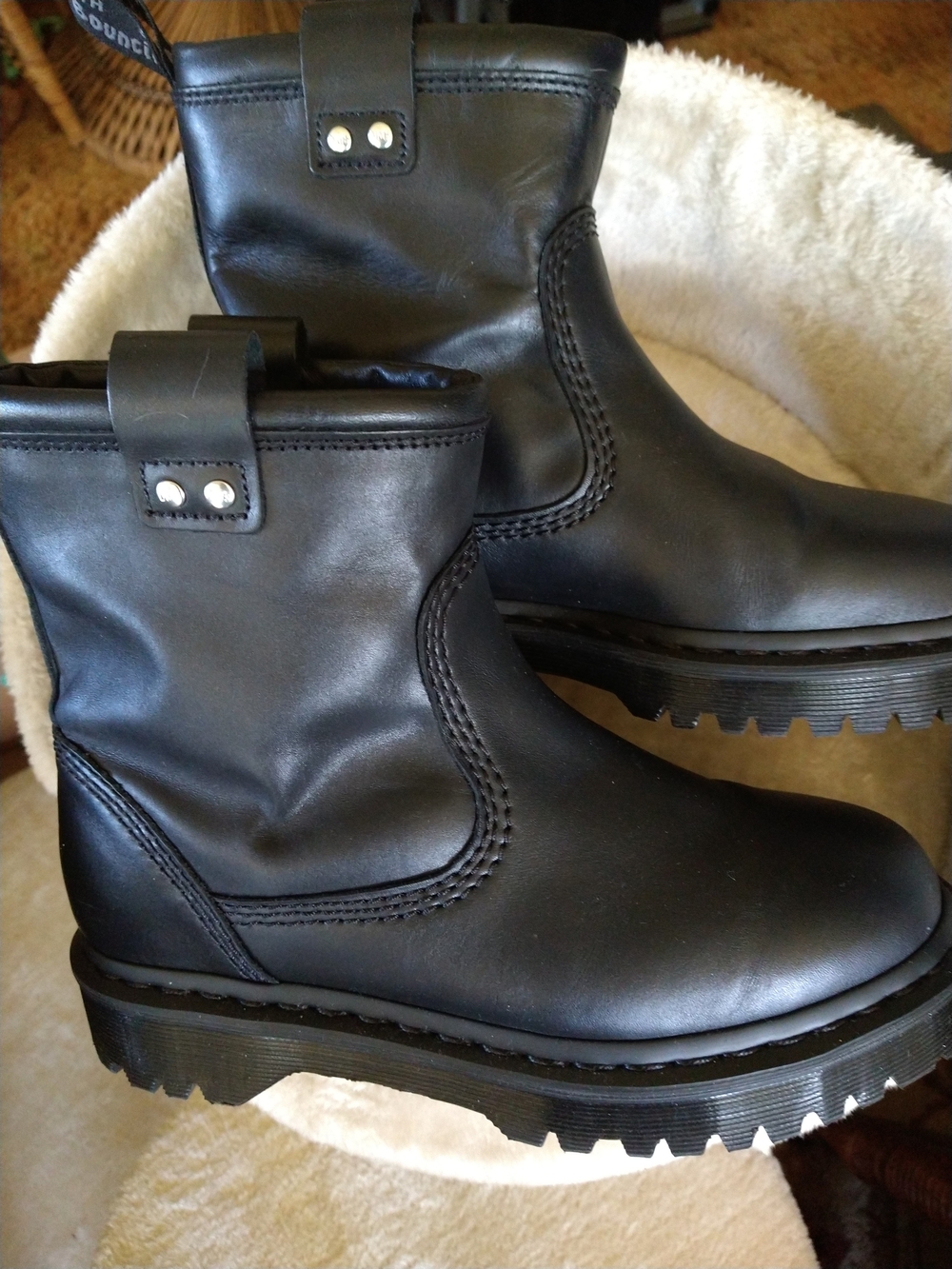 Dr. Martens Black Anistone Leather Ankle Boots